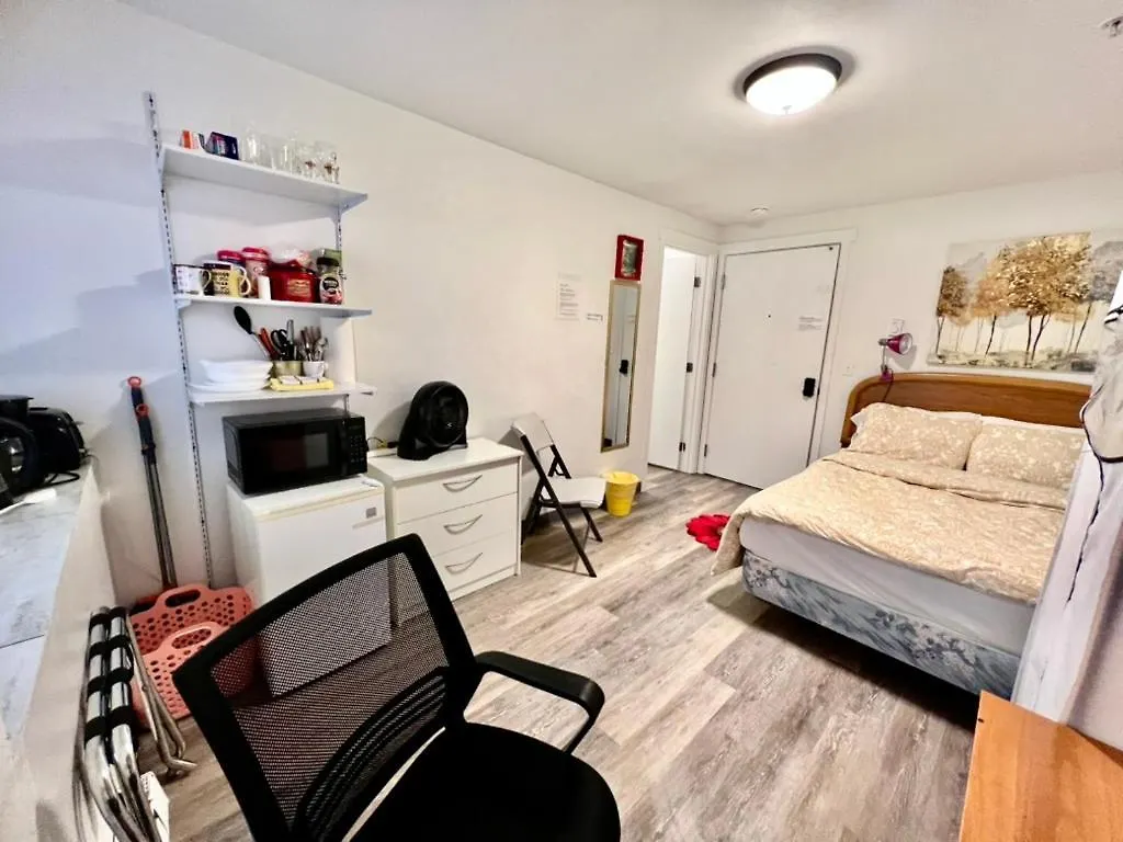 Furnished Private Room With Shared Bathroom Near Seatac Airport Seattle 0*,  United States